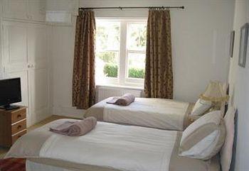 Отель The Northbrook Arms Micheldever Экстерьер фото